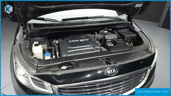 KIA CARNIVAL 9-SEATER NOBLESSE