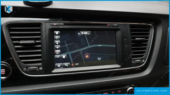 KIA CARNIVAL 9-SEATER NOBLESSE