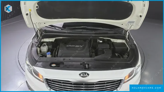 KIA CARNIVAL 9-SEATER PRESTIGE