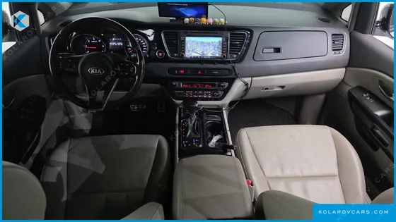 KIA CARNIVAL 9-SEATER PRESTIGE