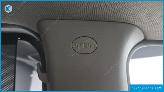 KIA CARNIVAL 9-SEATER PRESTIGE