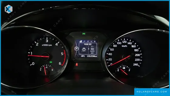 KIA CARNIVAL 9-SEATER NOBLESSE