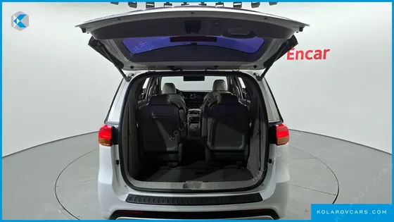 KIA CARNIVAL 9-SEATER NOBLESSE