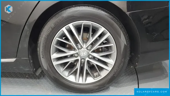 HYUNDAI GRANDEUR 3.0 LPI MODERN (RENTAL CAR)