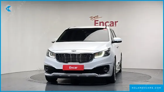 KIA CARNIVAL 7-SEATER LIMOUSINE