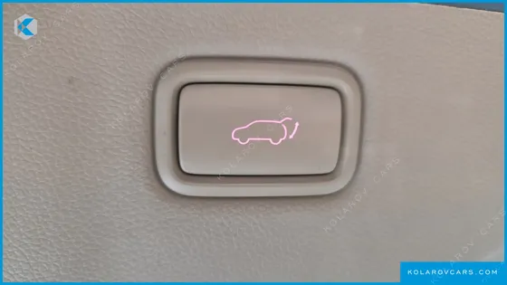 KIA CARNIVAL 9-SEATER HI-LIMOUSINE