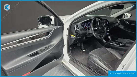 HYUNDAI GRANDEUR 3.0 LPI MODERN (RENTAL CAR)