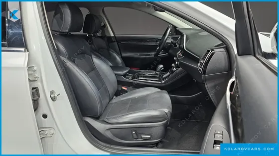 HYUNDAI GRANDEUR 3.0 LPI MODERN (RENTAL CAR)