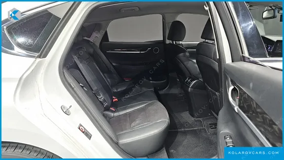 HYUNDAI GRANDEUR 3.0 LPI MODERN (RENTAL CAR)