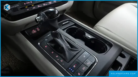 KIA CARNIVAL 9-SEATER LUXURY