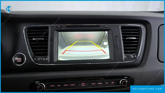 KIA CARNIVAL 9-SEATER LUXURY