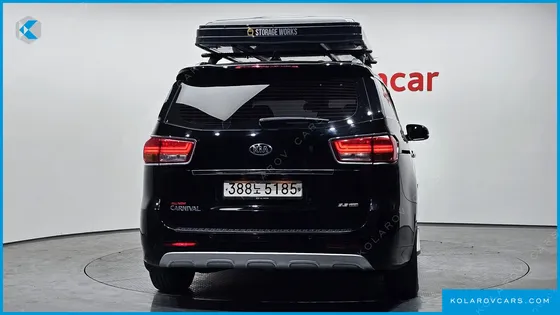 KIA CARNIVAL GASOLINE 9-SEATER NOBLESSE