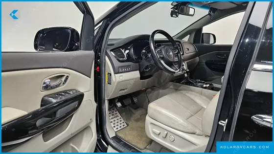 KIA CARNIVAL GASOLINE 9-SEATER NOBLESSE