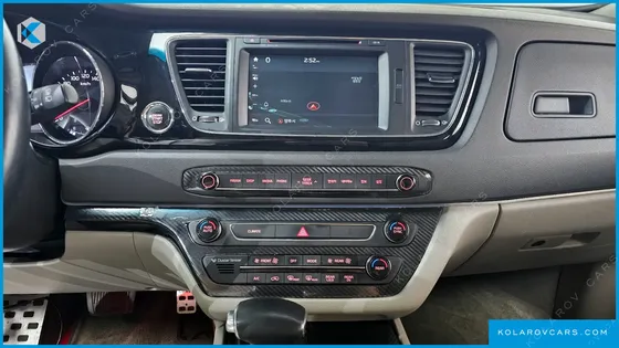 KIA CARNIVAL GASOLINE 9-SEATER NOBLESSE
