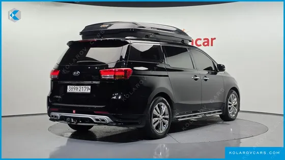 KIA CARNIVAL 9-SEATER PRESTIGE