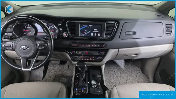 KIA CARNIVAL 9-SEATER PRESTIGE