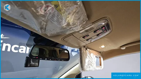 KIA CARNIVAL 9-SEATER HI-LIMOUSINE