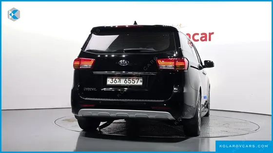 KIA CARNIVAL 9-SEATER NOBLESSE
