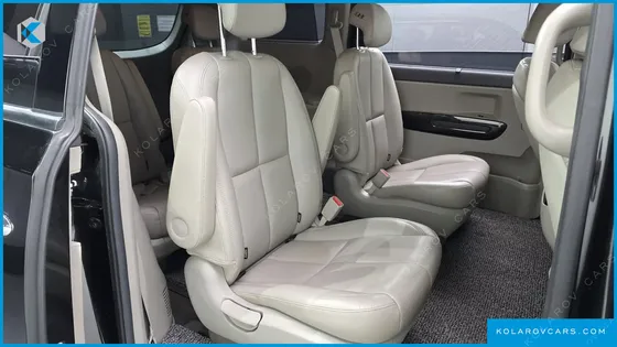 KIA CARNIVAL 9-SEATER NOBLESSE