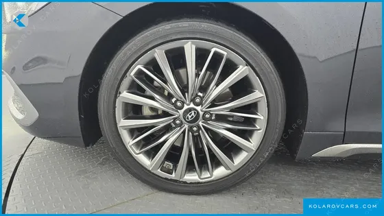 HYUNDAI GRANDEUR 3.0 EXCLUSIVE
