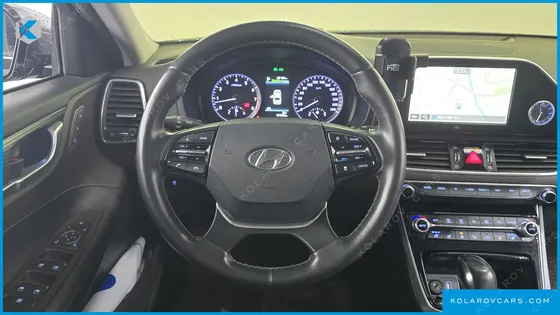 HYUNDAI GRANDEUR 3.0 EXCLUSIVE