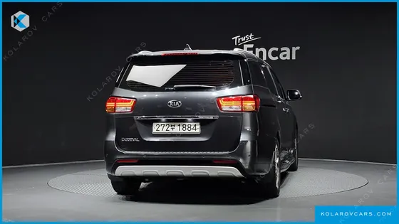 KIA CARNIVAL 9-SEATER NOBLESSE
