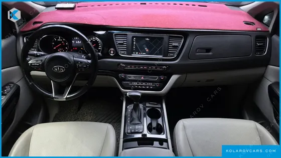 KIA CARNIVAL 9-SEATER PRESTIGE