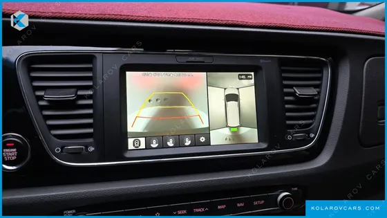 KIA CARNIVAL 9-SEATER PRESTIGE