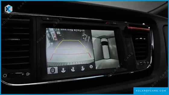 KIA CARNIVAL 9-SEATER NOBLESSE