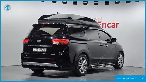 KIA CARNIVAL 9-SEATER HI-LIMOUSINE