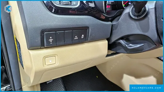 KIA CARNIVAL 9-SEATER HI-LIMOUSINE
