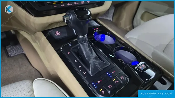 KIA CARNIVAL 9-SEATER HI-LIMOUSINE