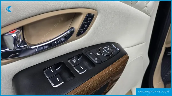 KIA CARNIVAL 9-SEATER HI-LIMOUSINE