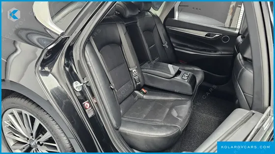 HYUNDAI GRANDEUR 2.4 PREMIUM
