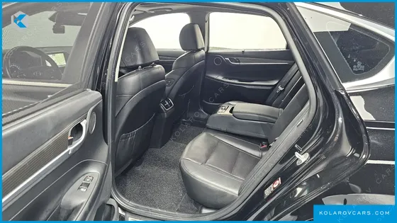 HYUNDAI GRANDEUR 2.4 PREMIUM