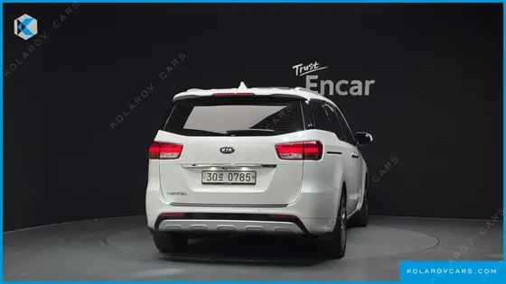 KIA CARNIVAL 9-SEATER NOBLESSE