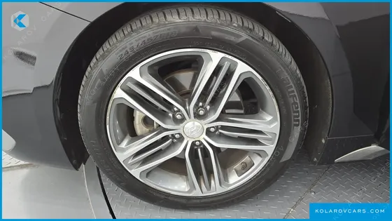 HYUNDAI GRANDEUR 2.4 PREMIUM