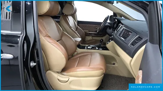KIA CARNIVAL 9-SEATER HI-LIMOUSINE