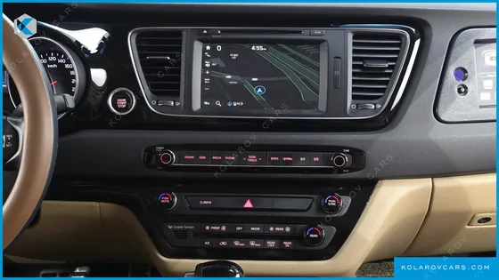 KIA CARNIVAL 9-SEATER HI-LIMOUSINE