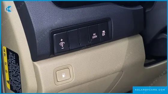 KIA CARNIVAL 9-SEATER HI-LIMOUSINE