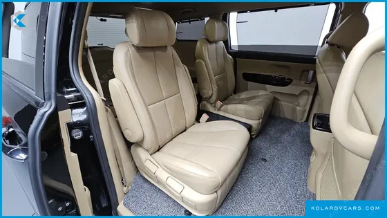 KIA CARNIVAL GASOLINE 7-SEATER LIMOUSINE