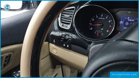 KIA CARNIVAL GASOLINE 7-SEATER LIMOUSINE