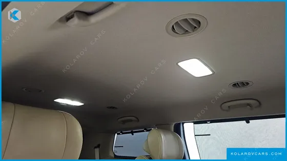 KIA CARNIVAL GASOLINE 7-SEATER LIMOUSINE