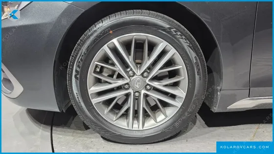 HYUNDAI GRANDEUR 2.4 PREMIUM