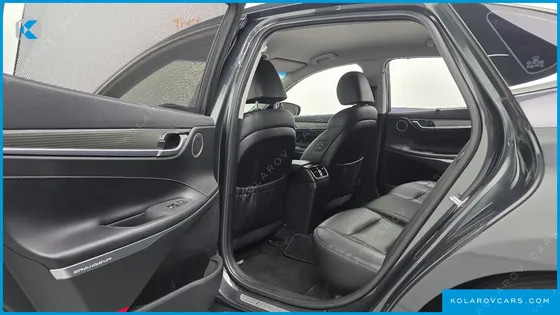 HYUNDAI GRANDEUR 2.4 PREMIUM