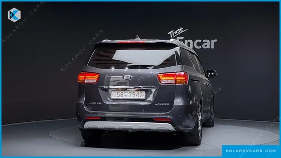 KIA CARNIVAL GASOLINE 7-SEATER LIMOUSINE