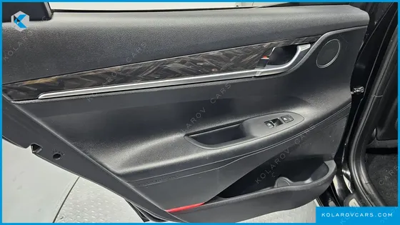 HYUNDAI GRANDEUR 2.4 PREMIUM