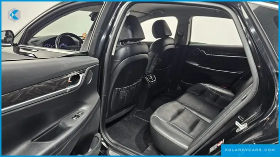 HYUNDAI GRANDEUR 2.4 PREMIUM