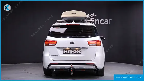 KIA CARNIVAL 9-SEATER PRESTIGE