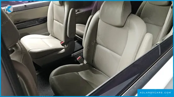 KIA CARNIVAL 9-SEATER PRESTIGE